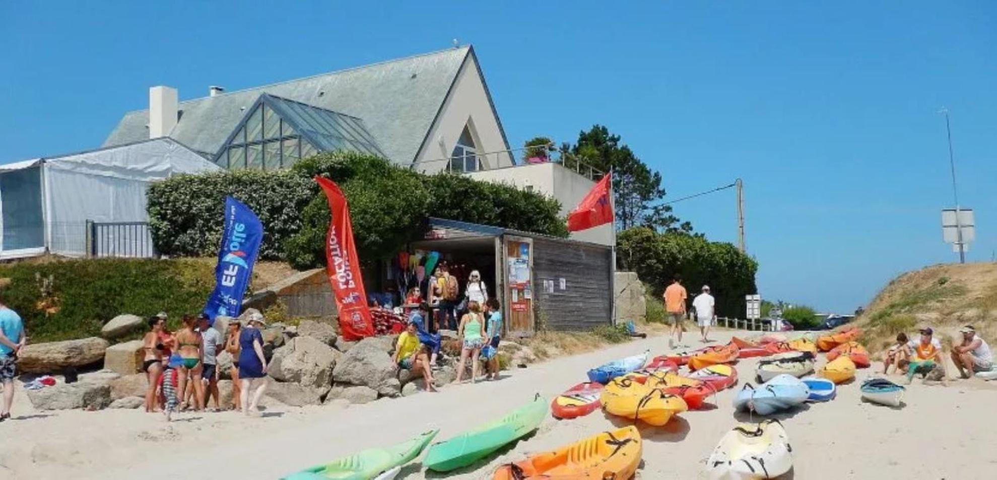 "La Revillaise" Proche Mer, Grand Jardin Clos, 2 A 5 Personnes-Adultes-Enfants- Réville Exteriör bild