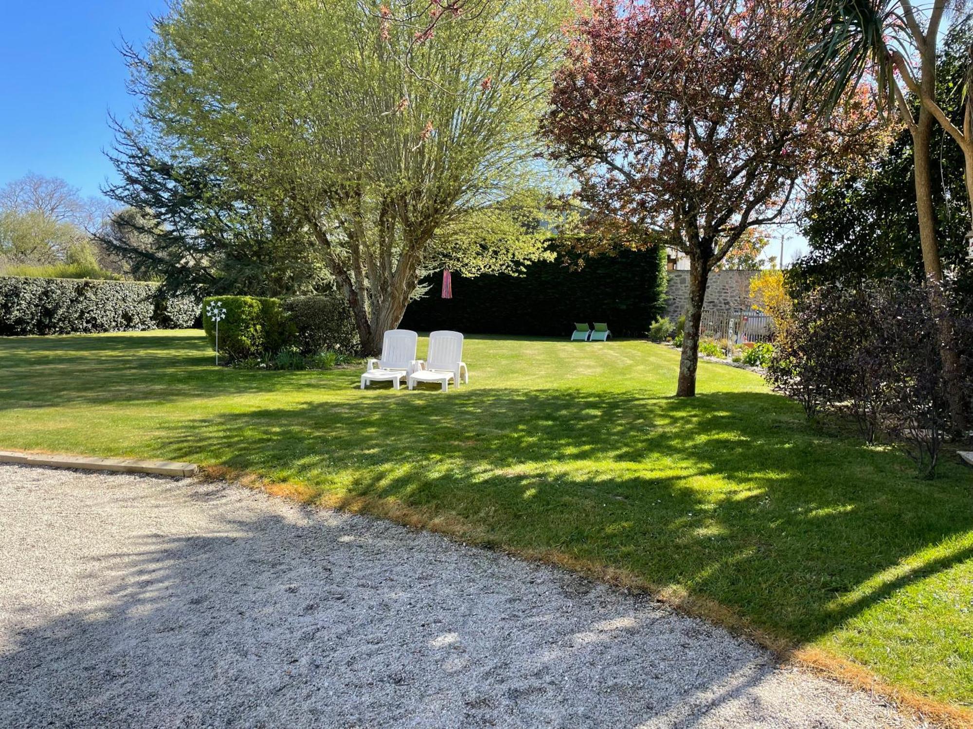 "La Revillaise" Proche Mer, Grand Jardin Clos, 2 A 5 Personnes-Adultes-Enfants- Réville Exteriör bild