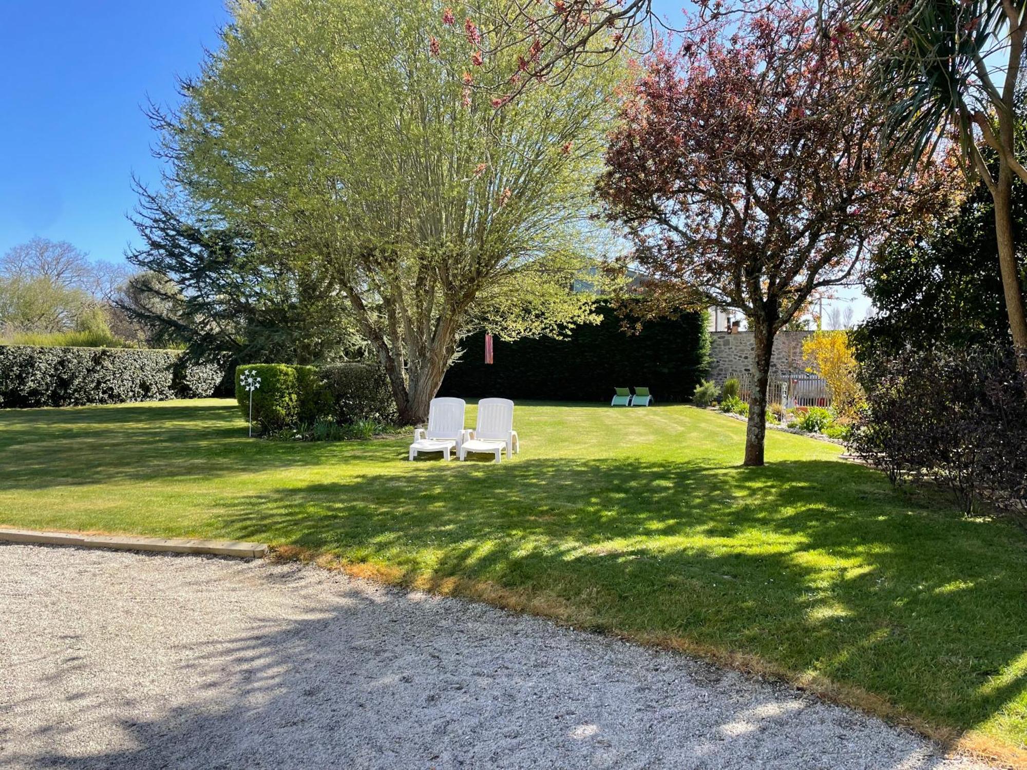 "La Revillaise" Proche Mer, Grand Jardin Clos, 2 A 5 Personnes-Adultes-Enfants- Réville Exteriör bild